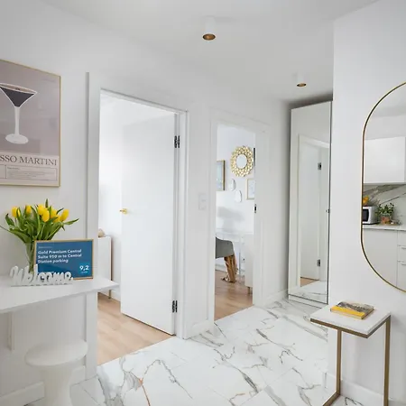 Appartement Gold Premium 950 M To Station Parking