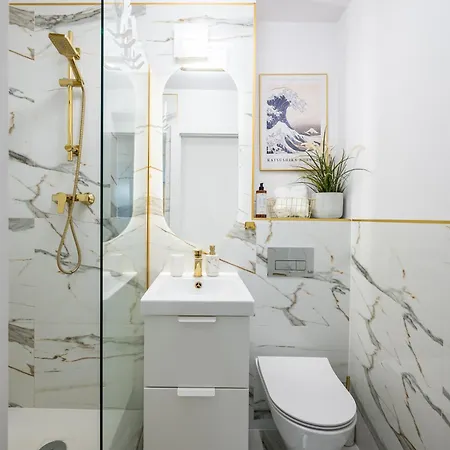 Appartement Gold Premium 950 M To Station Parking